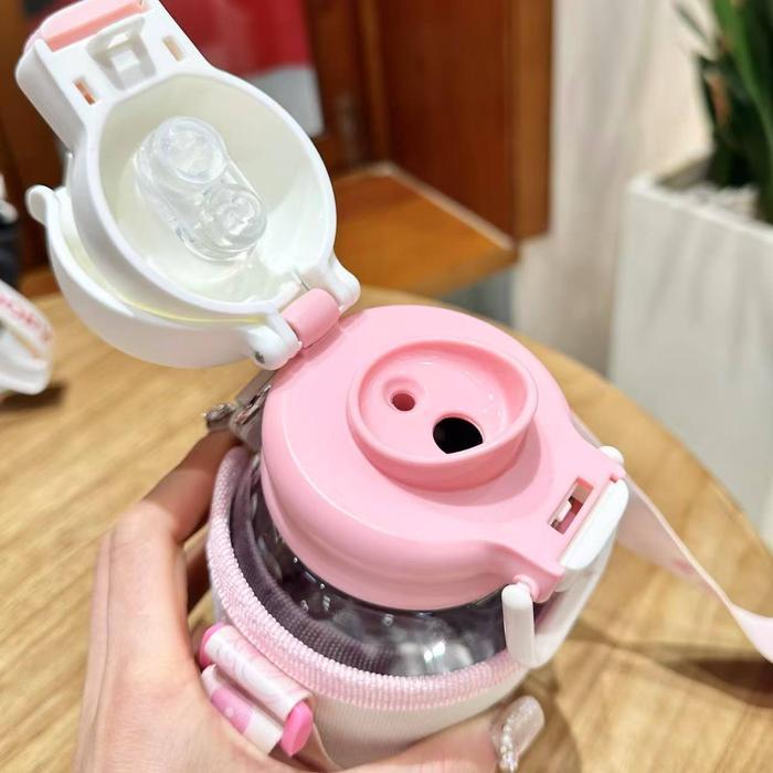 ID BT10813 - BOTOL MINUM ANAK KARAKTER DISNEY 650ML DENGAN SEDOTAN & STRAP STITCH, MICKEY, LOTSO