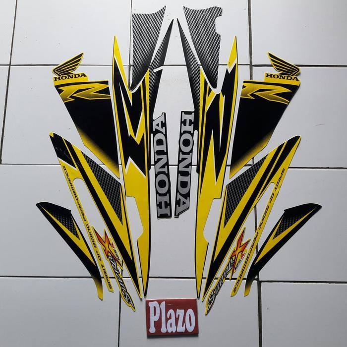 stiker striping body motor Supra X 125 2007 Kuning