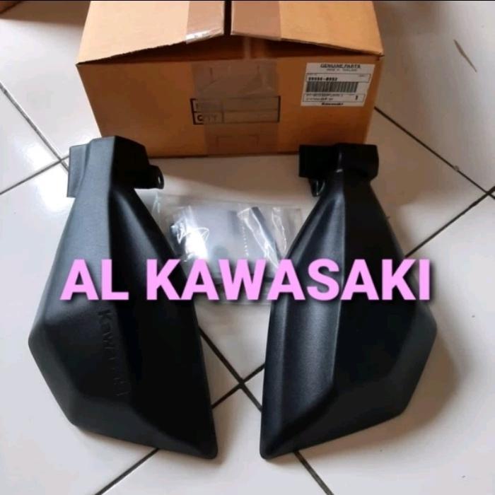 AKSESORIS PELINDUNG TANGAN HANDGUARD KAWASAKI VERSYS 250 ORIGINAL SEPASANG OK.