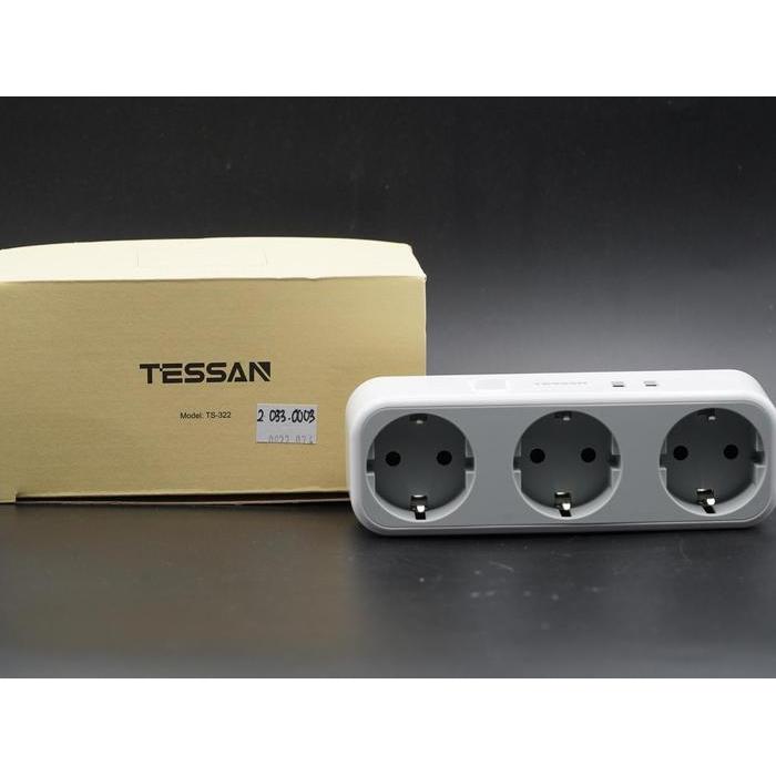 TESSAN TS-322-DE STOP KONTAK 3 AC POWER & 2 USB PORT MULTI OUTLETS EXPANDER WALL USB SOCKET WITH 3