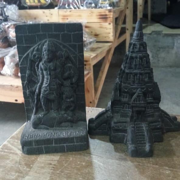 Satu Set Miniatur Batu Pahat Candi Prambanan & Roro Jonggrang - Murah.