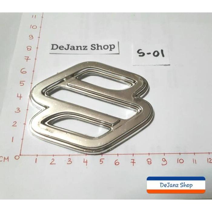 "New" Emblem - Tulisan - Sticker - Tempelan - Logo S . Suzuki Futura. chrome