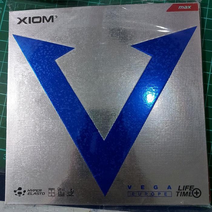 xiom vega europe (warna merah)
