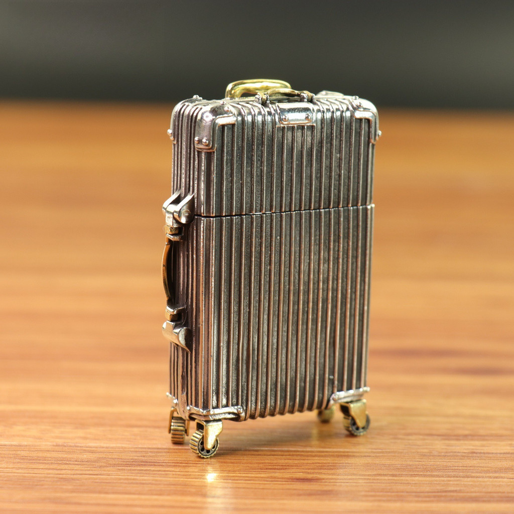 New Mini Travel Case Fuel Lighter, Classic Windproof Grinding Wheel Lighter, Cigarette Accessories,