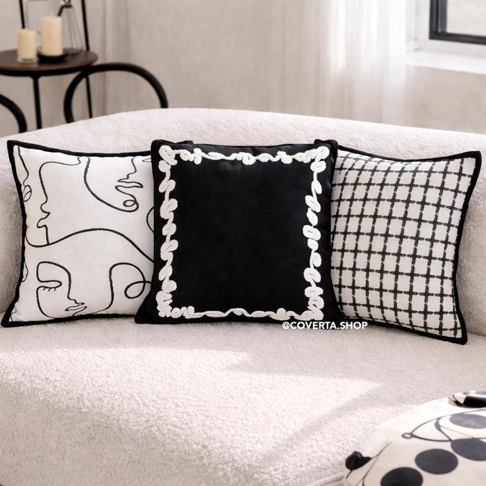 Sarung Bantal Sofa Minimalis Hitam Putih Monochrome Cushion Cover Motif Modern Scandinavian