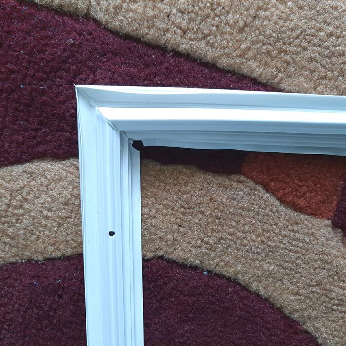 "New" Karet Magnet Pintu Kulkas Sharp Original 2 Pintu bagian bawah Asli Ori