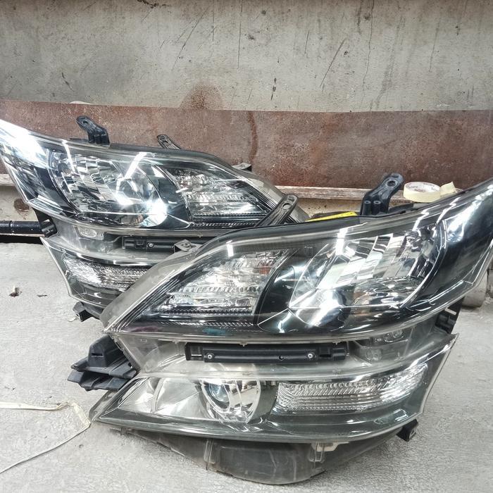 Headlamp vellfire