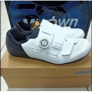 Xperiencelaar// Sepatu Road Bike Cleat Shimano Rc502 Wide Series
