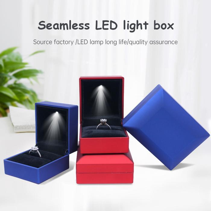Kotak Cincin Lampu LED Kotak Penyimpanan Cincin Indah Kotak Kemasan Cincin Mode