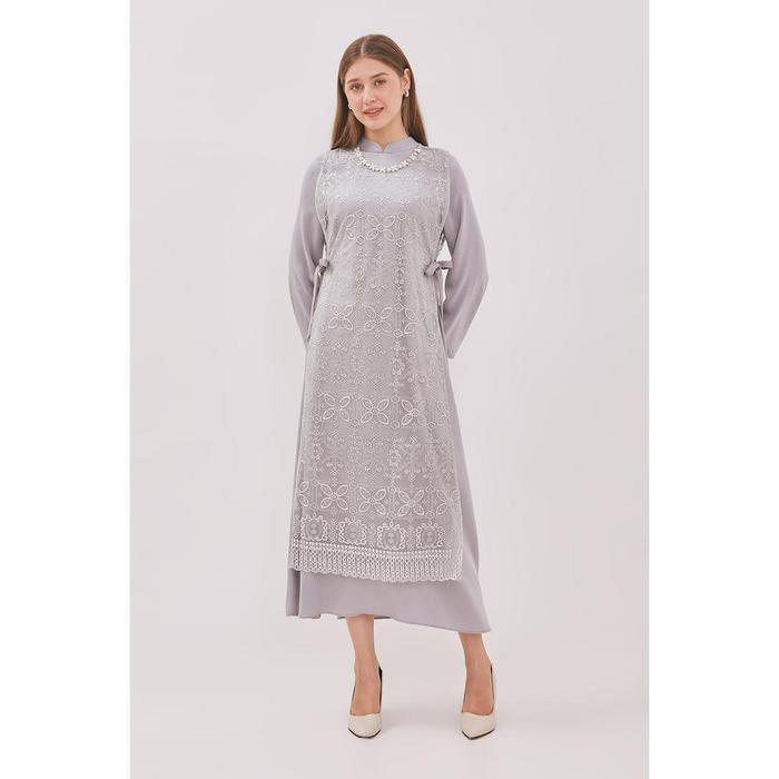 Gamis Wanita Vest Brokat Kerah Payet Lengan Panjang Warna Abu-Abu Muda Ukuran S