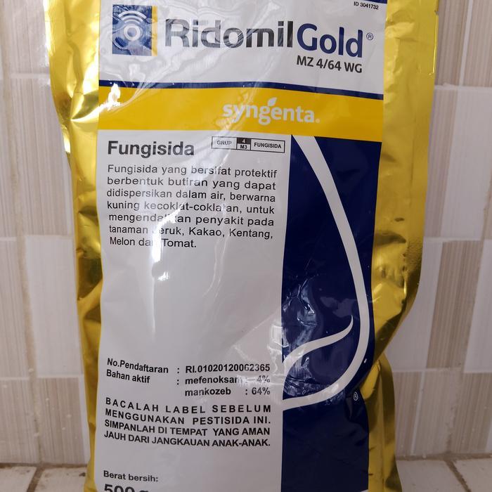 Fungisida Sistemik dan Kontak untuk Mengendalikan Penyakit Tanaman 500 gram