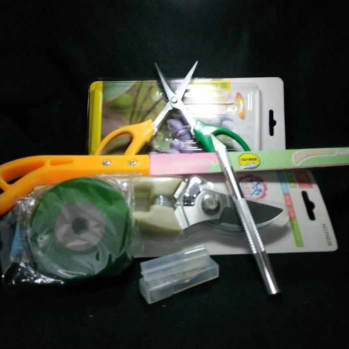 bonsai Set Peralatan Paket 5 In 1 Alat Bonsai Set Peralatan Berkebun 1 paket alat bonsai