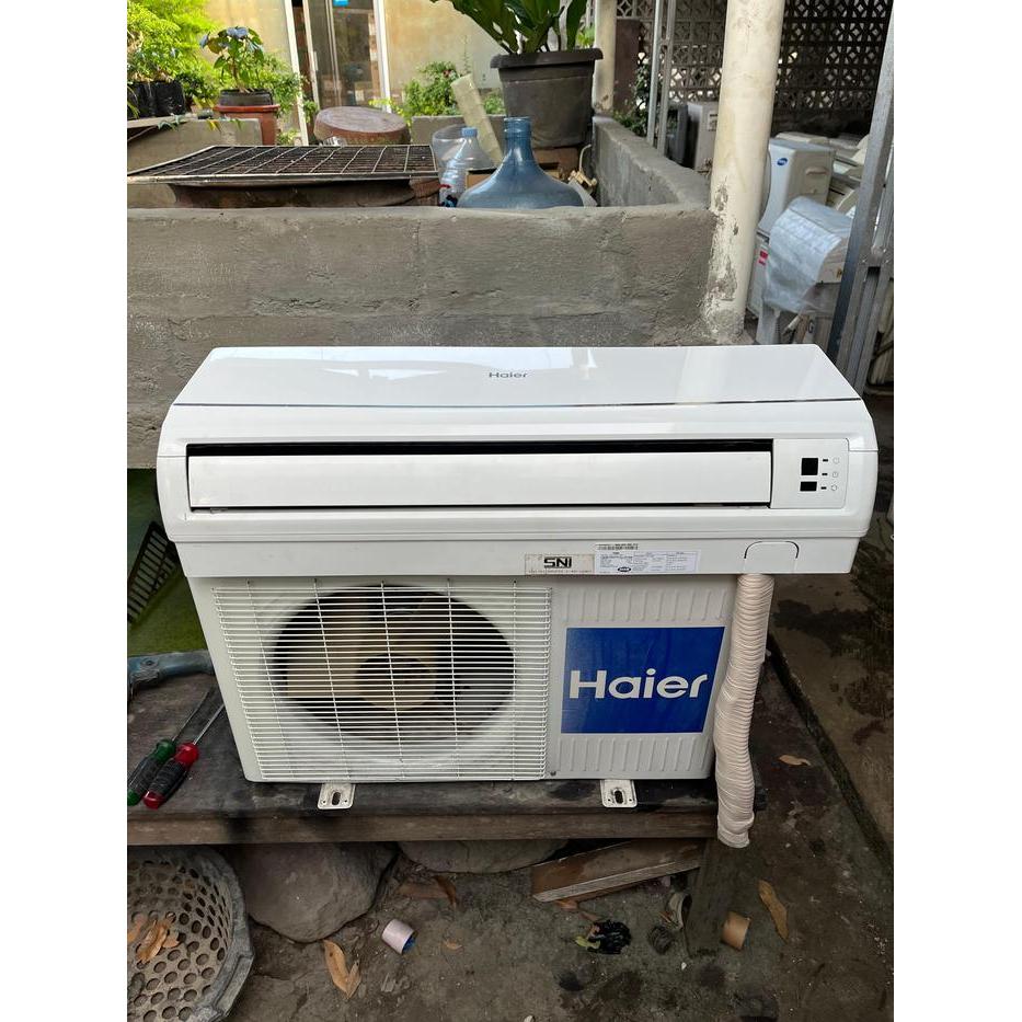 AC Samsung 1/2pk Second Like New