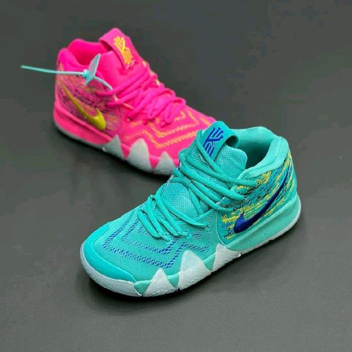 SEPATU KYRIE 4 NBA 2K18 TEAL PINK