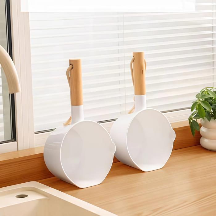 NEW!! Home gayung air putih gagang Kayu/Home gayung mandi aesthetic/Gayung putih plastik/Gayung