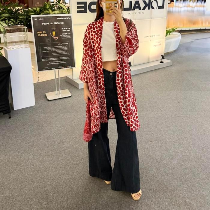Outer Batik Wanita Lengan Panjang Bahan Viscose Motif Merah Putih All Size