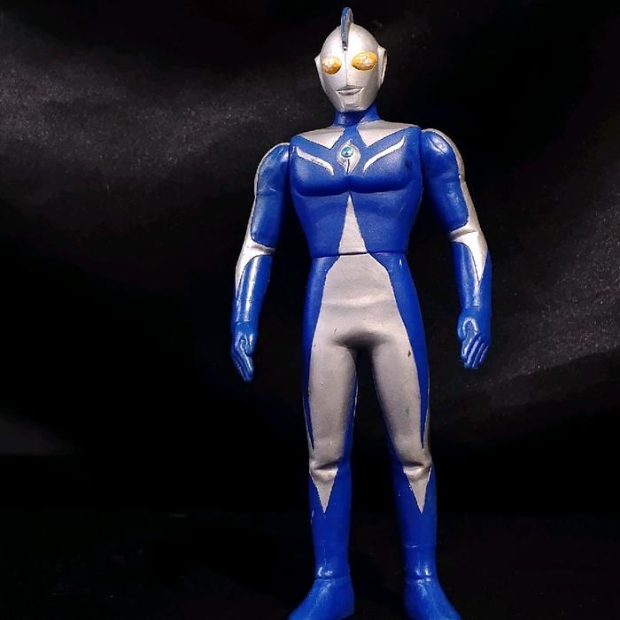 HOT SALE UHS FIGURE ULTRAMAN COSMOS LUNA FORM ORIGINAL BANDAI TERMURAH
