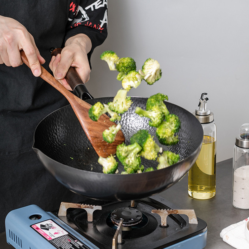 Carbon Steel Wok Pan 32cm Stir Fry Wok Set with Wooden Lid Non-Stick Flat Bottom Frying Pan for
