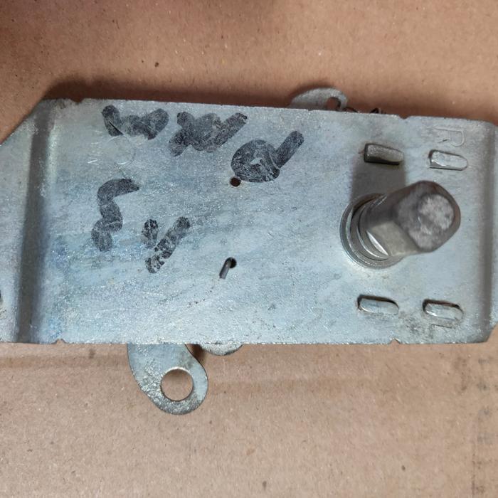 Doorlock Handel Bukaan Pintu Dlm Tengah Original Daihatsu Zebra Vans89 Quality