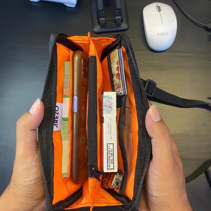 Arezo Tas Hanging Wallet Waterproof Tas Slempang Pria Tas Anti Air Tas Waistbag Hp Selempang Pria