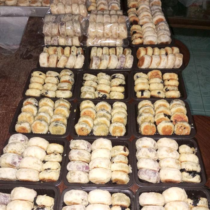 NEW!! Bakpia Basah pia Basah Bakpia Pathok Khas Jogja Bakpia Yusfa Rasa Kacang HijauIsi 10 Food