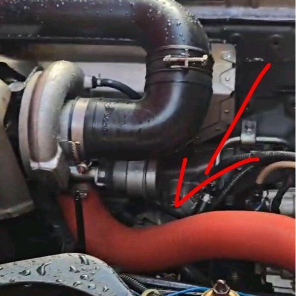 selang turbo canter original khusus tahun 2017 keatas/turbo besar