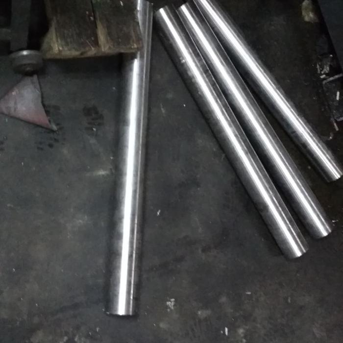 As Hidrolik Diameter 14 mm Panjang 65 cm untuk Silinder Hidrolik