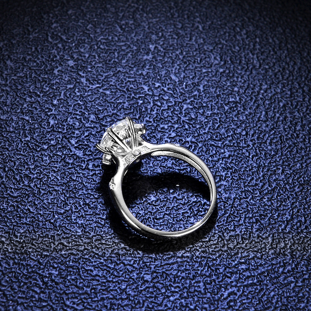 Six-Prong Classic Ring 2ct Moissanite PT950 Platinum - 2ct 6-prong classic design, PT950 platinum,