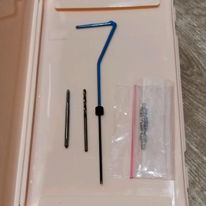 Recoil set M2x0. 4 alat set perbaikan drat