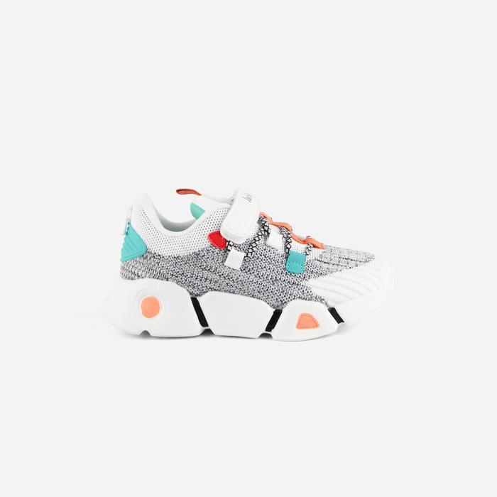 Jackson Kids Sneakers Sepatu Sneakers Anak dengan Desain Chunky, Warna Putih Abu-Abu, Ukuran 31, Bah
