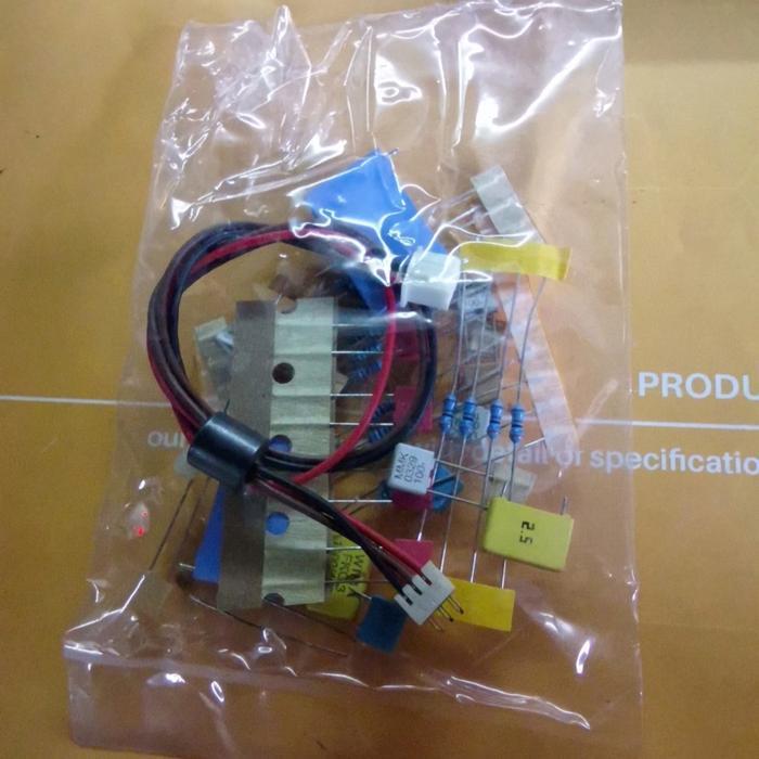 Komponen Tone Control TC2 ( belum termasuk IC, Potensio dan PCB )