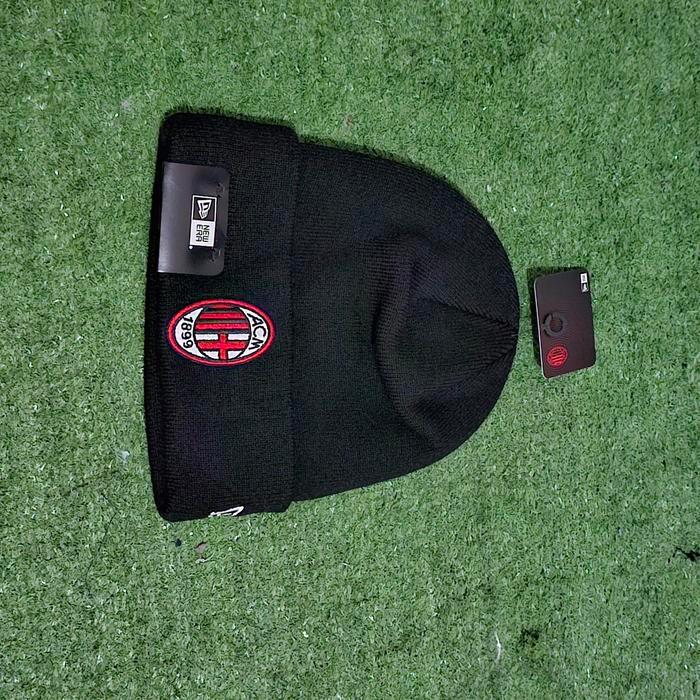 NewEra original cliff beanie AcMilano bnwt