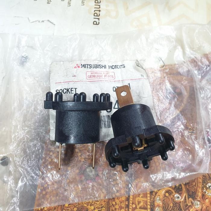 Soket Lampu H7 Asli Mitsubishi Galant V6 24 Hiu