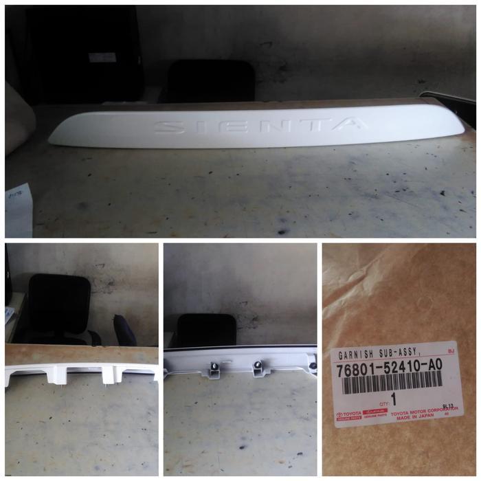 GARNISH BELAKANG TOYOTA SIENTA JDM OK.