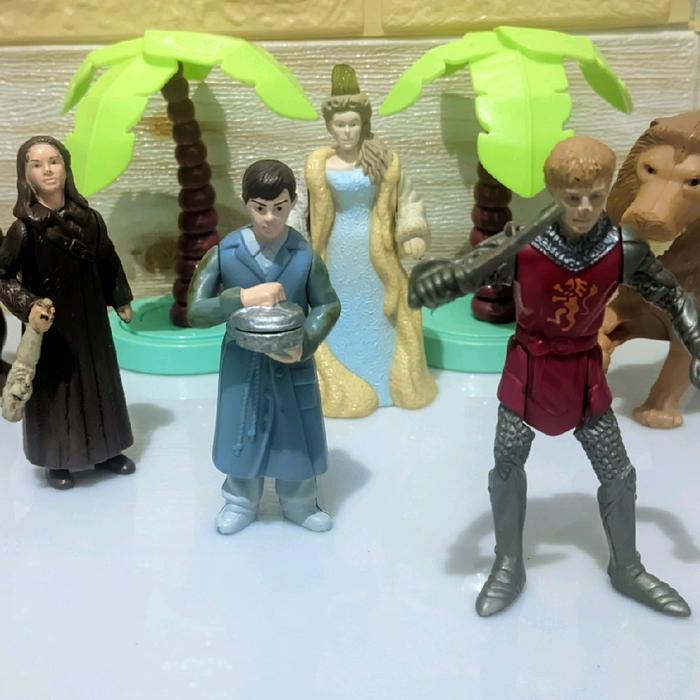 HOT SALE THE CHRONICLES OF NARNIA 6 FIGURE 2005 MCDONALDS TERMURAH