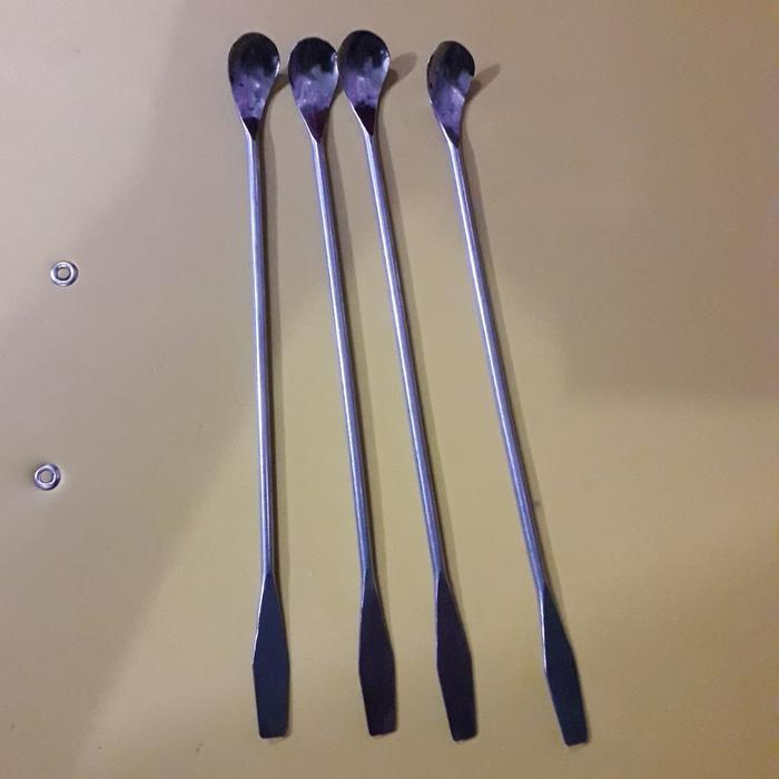 Spatula Laboratorium SS. 18 cm.