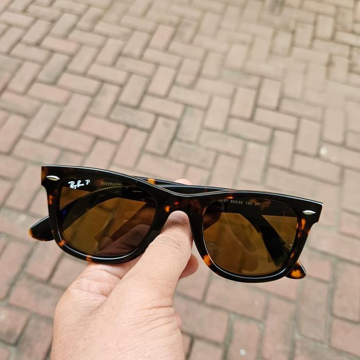 Rayban Wayfarer RB2140 Kacamata Hitam Pria Ukuran 50 Frame Tortoise Cokelat Polarized RB2140 Tortois