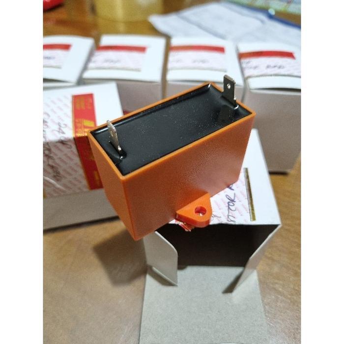 CAPASITOR MESIN GENSET / KAPASITOR MESIN GENSET 24UF/450V(NAKIO) BEBAS ONGKIR 