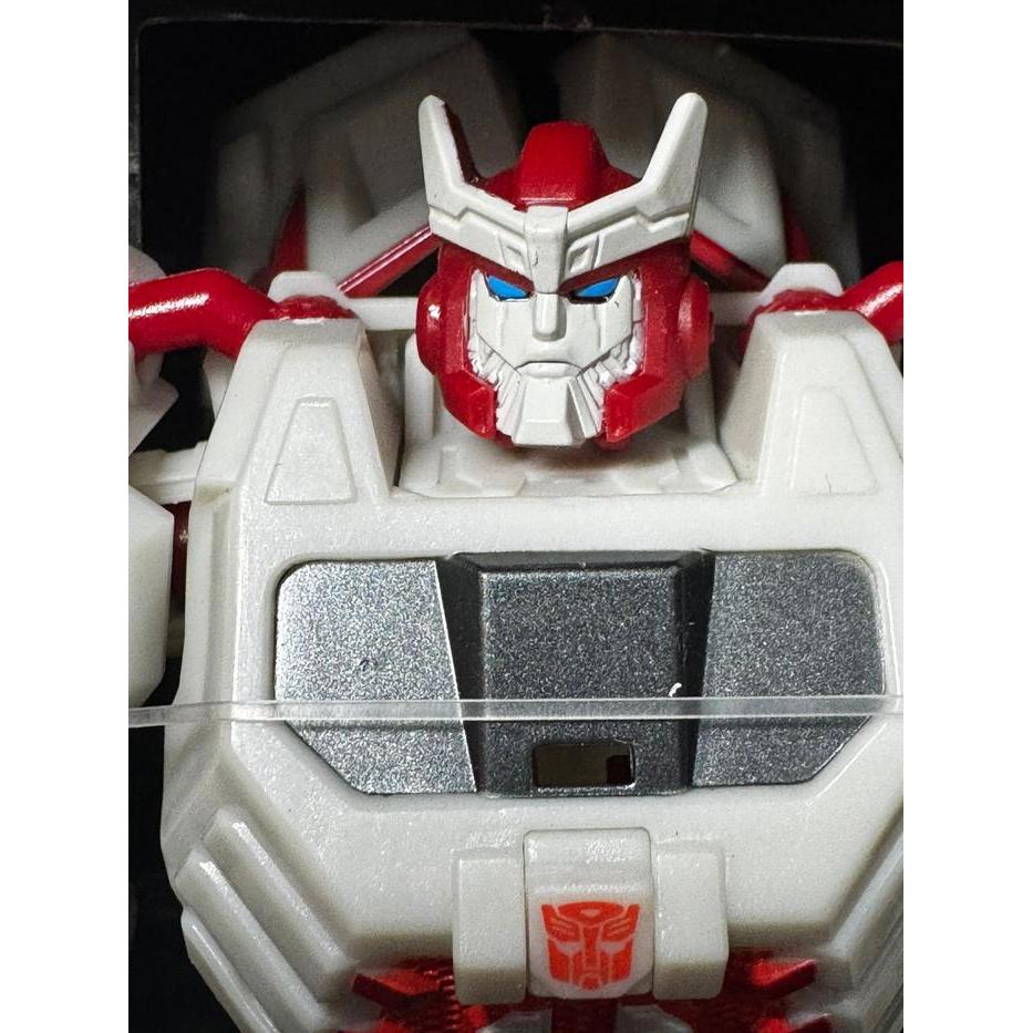 HOT SALE HASBRO TRANSFORMERS CYBERTRON STUDIO SERIES GAMER EDITION AUTOBOT RATCHET 09 - READY