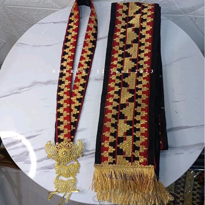 Couple Cinderamata Selempang Kalung Tapis Lampung Tbk