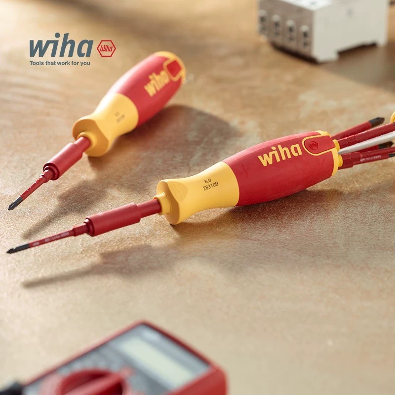 WIHA 38611 LiftUp Electric Screwdriver, Lithium Battery, Magnetic Bits, Multi-Bit Design,