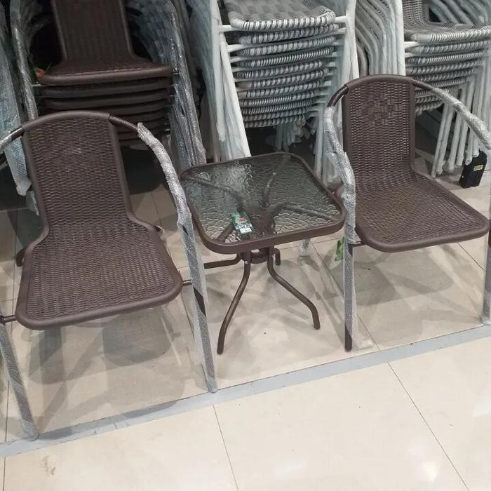 SOLEIL SET 1 MEJA TERAS DAN 2 KURSI TERAS ROTAN PLASTIK ORIGINAL