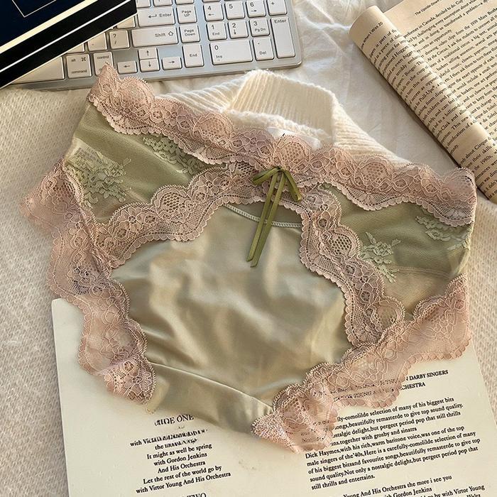 Summertop CD2125 Celana Dalam Tipis Fashion Wanita Bahan Lace Brukat Flower Panties Renda CD