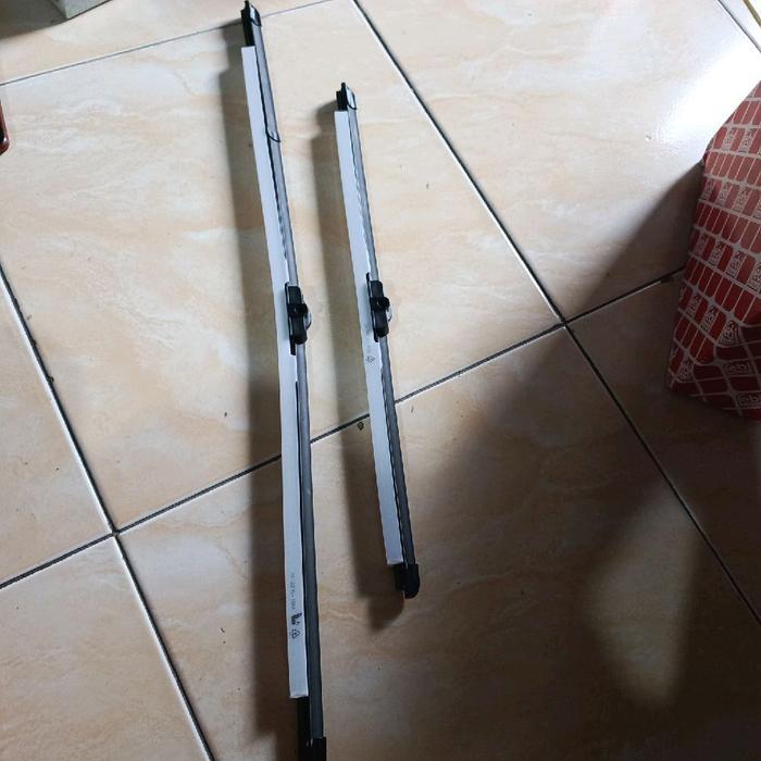 wiper Blade depan BMW F10 F07 F02