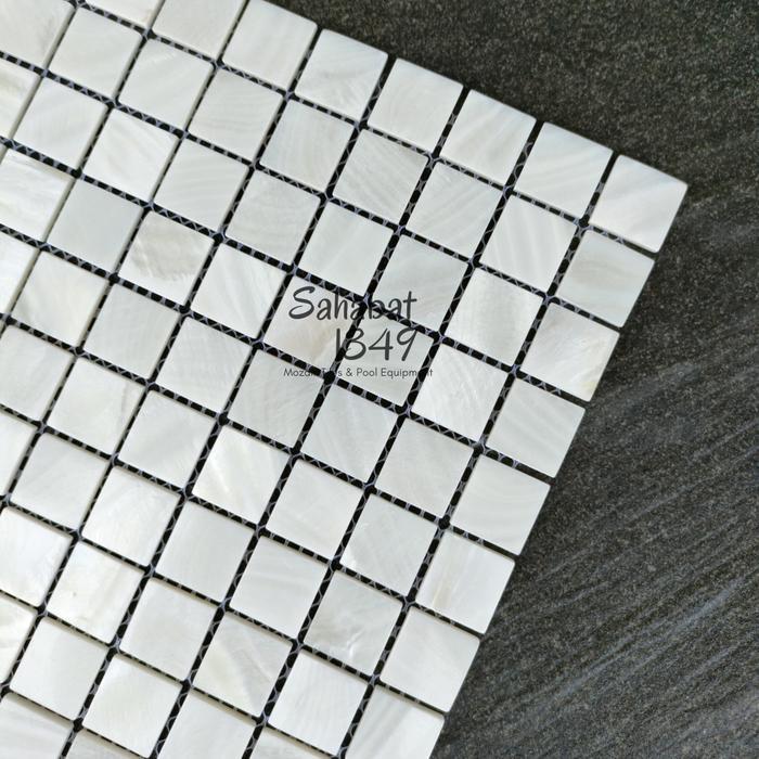 Mosaic Venus Pearly White Mozaik Dinding Dapur Elegan