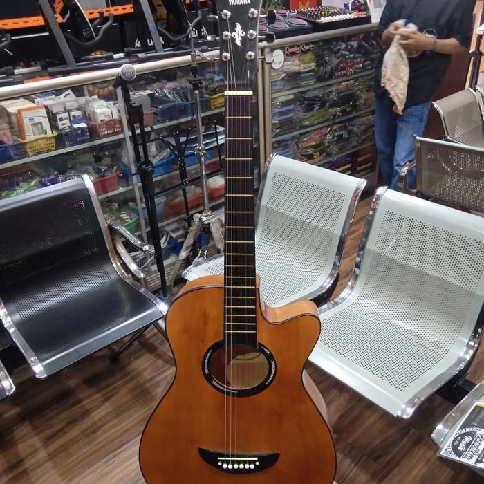 GITAR PEMULA TAYLOR jumlah fret 20 TANAM BESI.