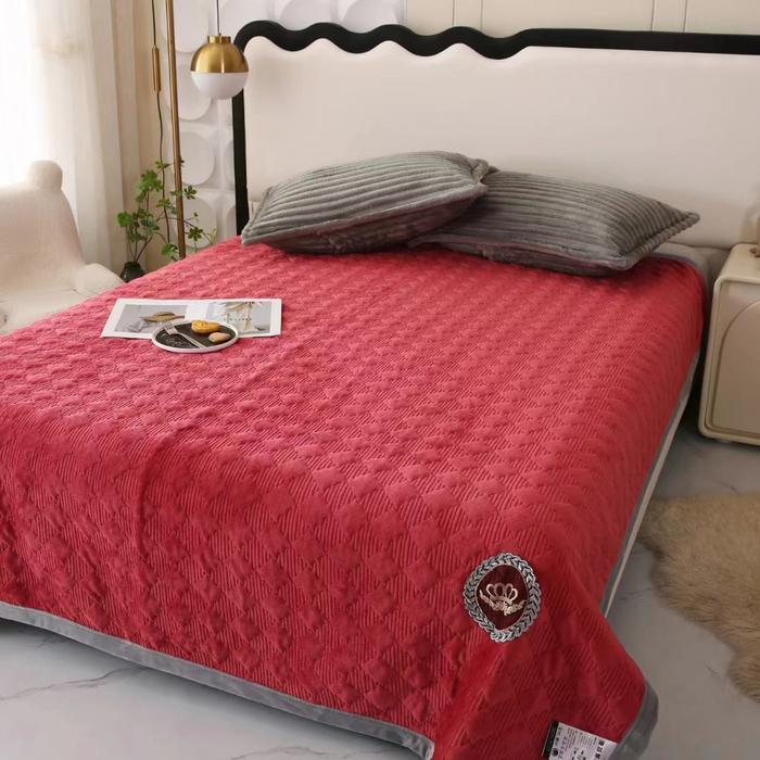 Hot Sale Selimut Polos Embos Bahan Polyester Tebal Dan Berkualitas Ukuran 150 Cm & 180 Cm
