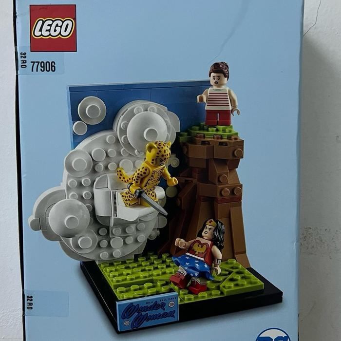 HOT SALE LEGO 77906 SDCC WONDER WOMAN 2020 LIMITED EDITION TERMURAH