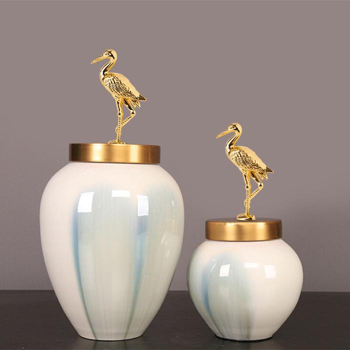 VIXPLORN ORNAMEN BANGAU MAHKOTA MERAH/ RED-CROWNED CRANE ORNAMENT/ PERHIASAN LOGAM UNTUK INTERIOR