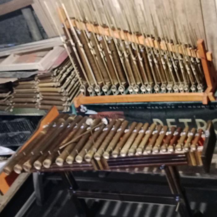 Angklung 18 Nada 3 Tabung + Gambang 18 Nada